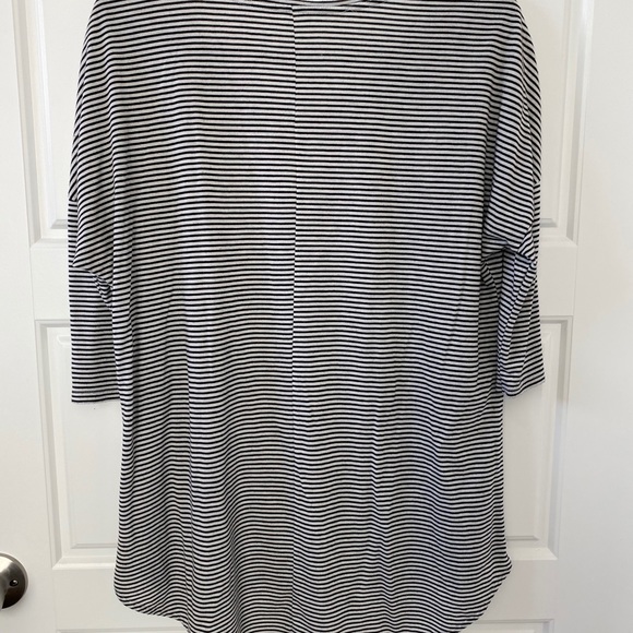 American Eagle black and white stripe - Picture 3 of 5
